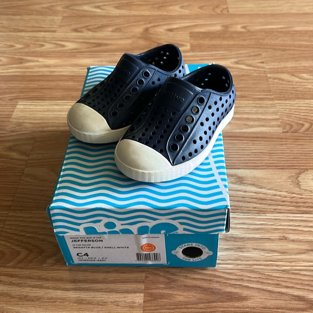 Navy native shoes size 4